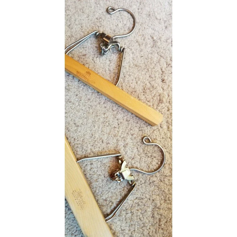 6 Vintage Wooden Wood Clamp Hangers Pant Skirt Harmony House Setwell Walker Scot